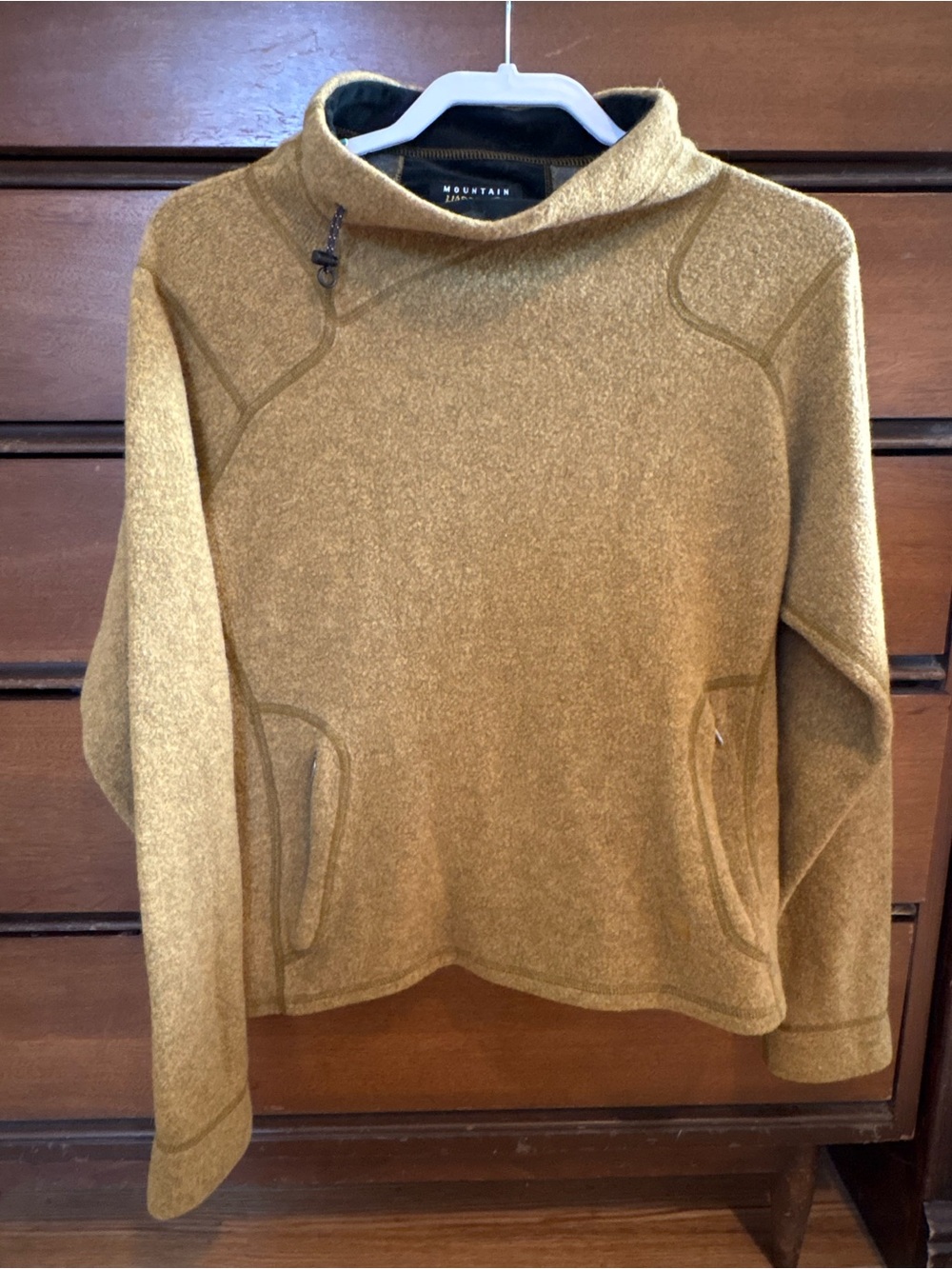 Mountain Hardware Made in USA Fleece Pullover